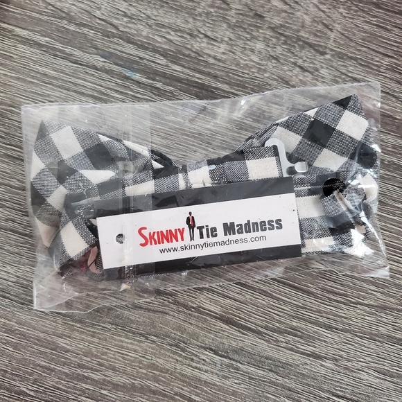 NWT Skinny Tie Madness Bow - Picture 2 of 2